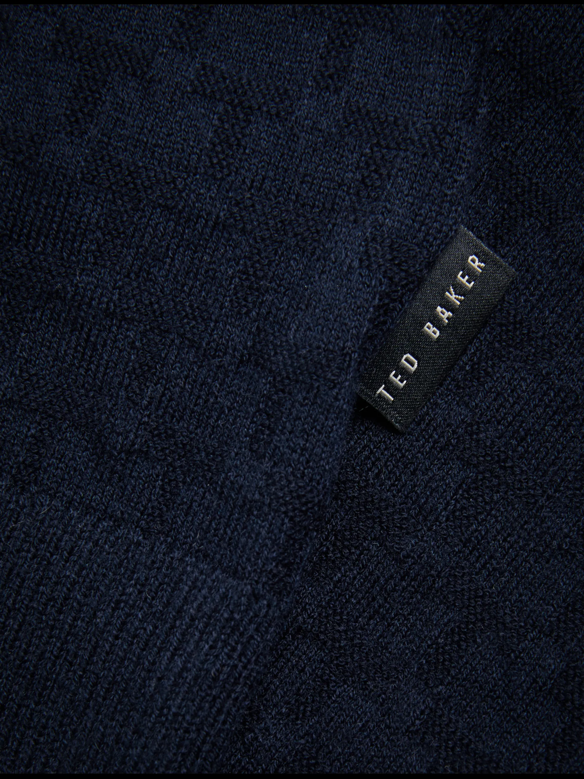 mahani_short_sleeve_zip_p_2.webp Mahani Short Sleeve Zip Polo